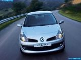 renault_2005-clio_iii_3door_1600x1200_011.jpg