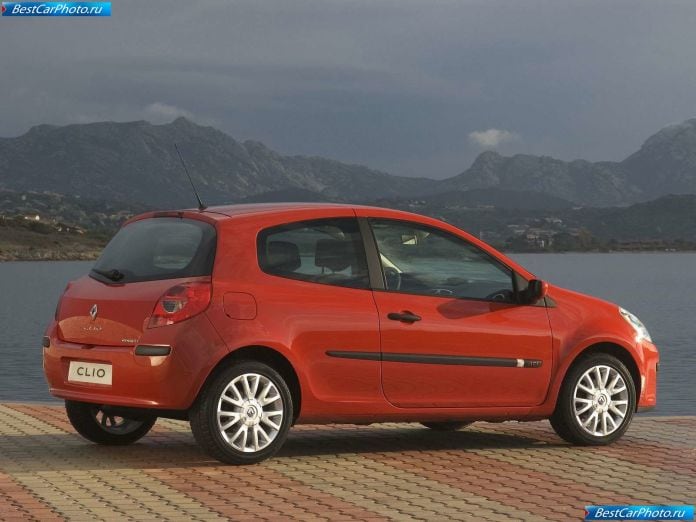 2005 Renault Clio Iii 3door - фотография 12 из 23