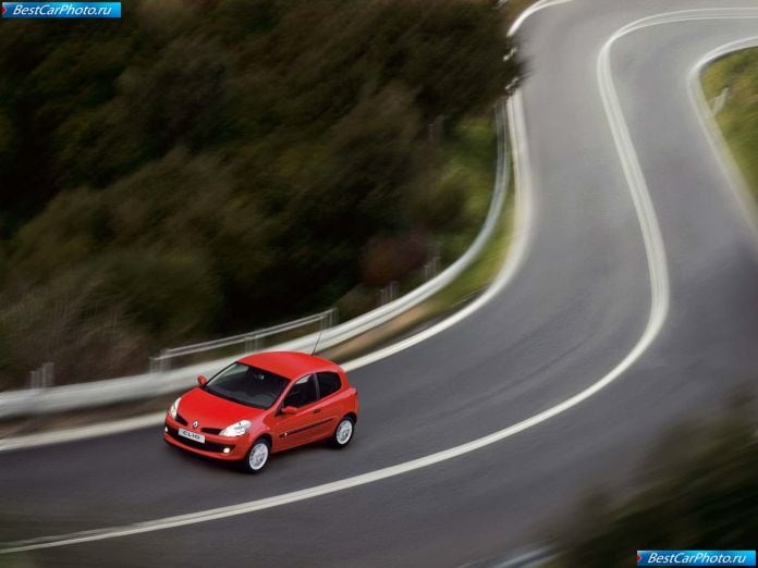 2005 Renault Clio Iii 3door - фотография 13 из 23