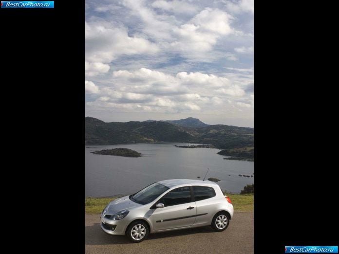 2005 Renault Clio Iii 3door - фотография 22 из 23