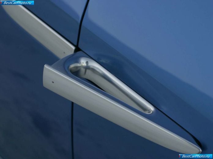 2005 Renault Egeus Concept Car - фотография 32 из 49 2005 Renault Egeus Concept Car - фотография 32 из 49