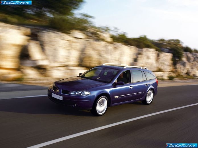 2005 Renault Laguna Gt Estate - фотография 6 из 24