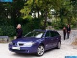 renault_2005-laguna_gt_estate_1600x1200_010.jpg