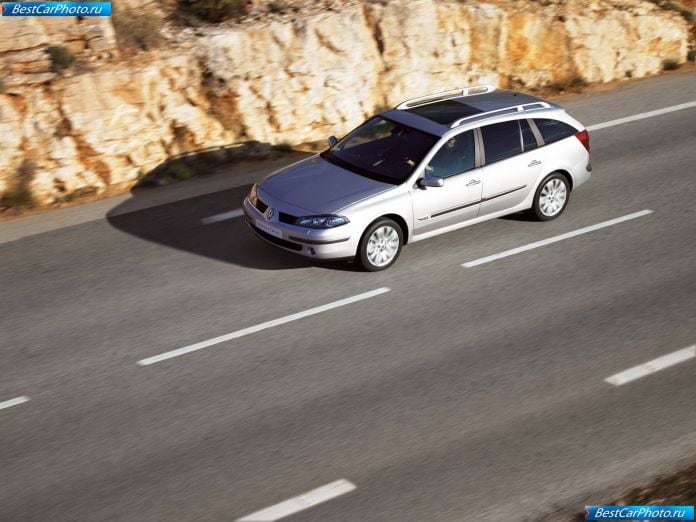 2005 Renault Laguna Gt Estate - фотография 11 из 24 2005 Renault Laguna Gt Estate - фотография 11 из 24