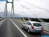 renault_2005-laguna_gt_estate_1600x1200_015.jpg