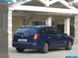 renault_2005-laguna_gt_estate_1600x1200_017.jpg