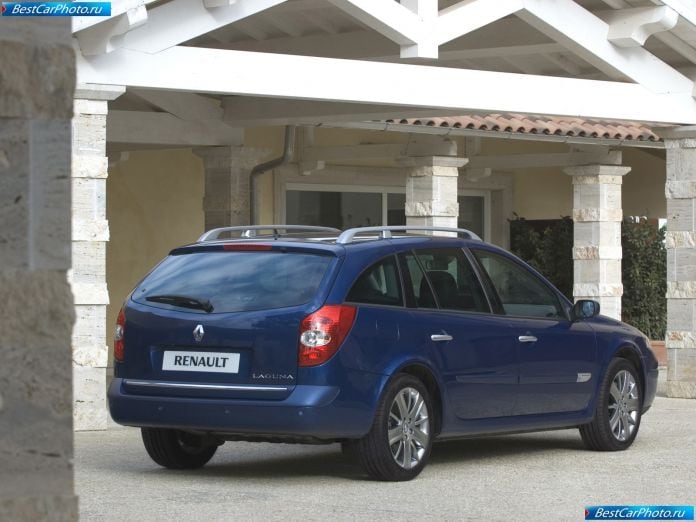 2005 Renault Laguna Gt Estate - фотография 17 из 24 2005 Renault Laguna Gt Estate - фотография 17 из 24