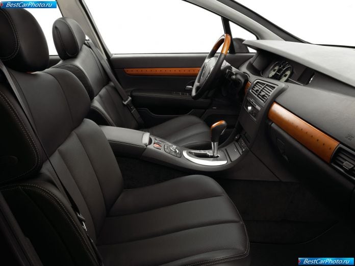 2005 Renault Vel Satis - фотография 17 из 34 2005 Renault Vel Satis - фотография 17 из 34