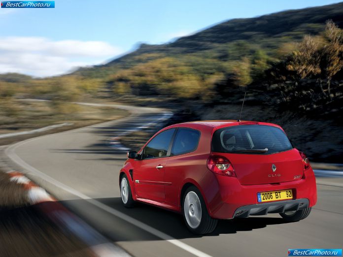 2006 Renault Clio Sport - фотография 13 из 32
