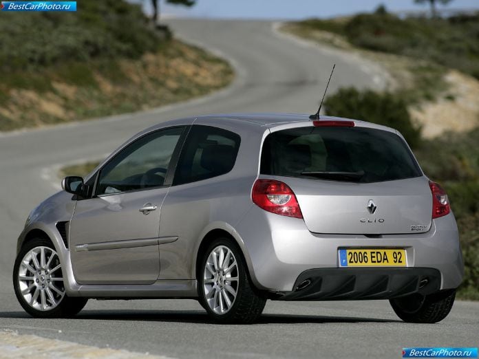 2006 Renault Clio Sport - фотография 18 из 32