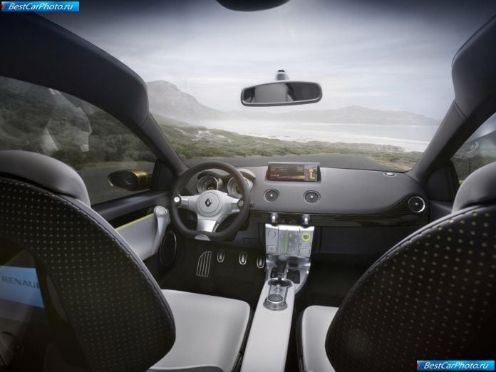 2007 Renault Clio Grand Tour Concept - фотография 13 из 33 2007 Renault Clio Grand Tour Concept - фотография 13 из 33