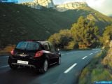 renault_2007-clio_rs_luxe_1600x1200_005.jpg