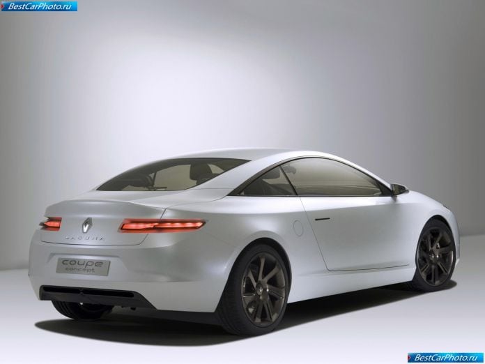 2007 Renault Laguna Coupe Concept - фотография 15 из 18 2007 Renault Laguna Coupe Concept - фотография 15 из 18