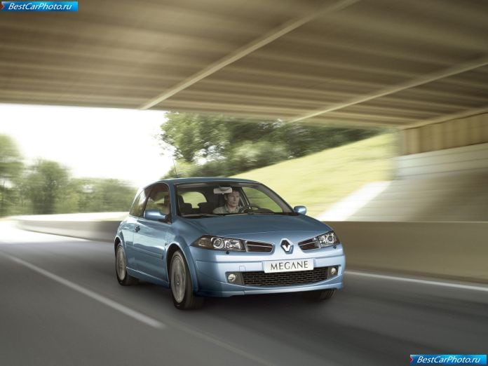 2007 Renault Megane Gt - фотография 3 из 20