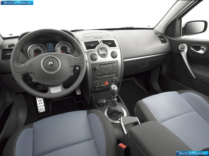 2007 Renault Megane Gt - фотография 14 из 20