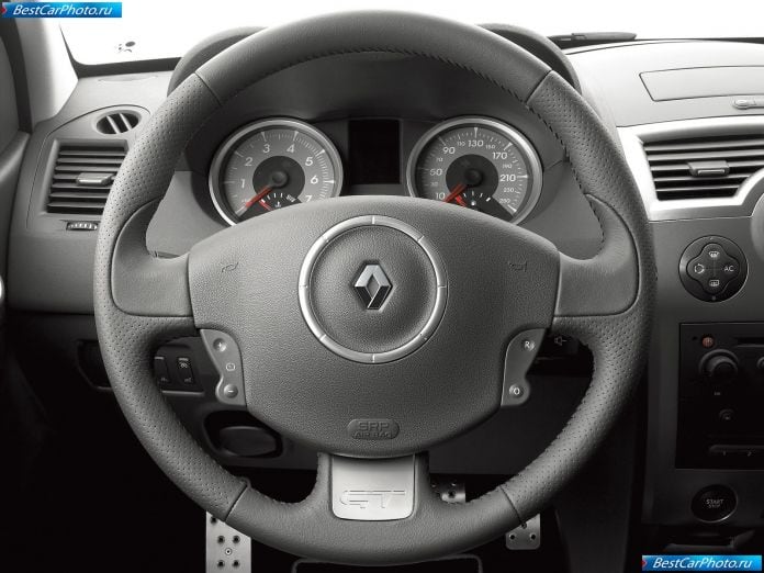 2007 Renault Megane Gt - фотография 15 из 20