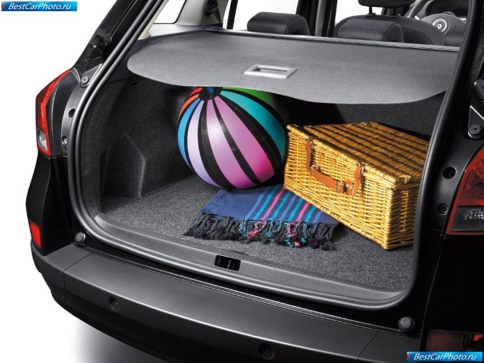 2008 Renault Clio Estate - фотография 35 из 43 2008 Renault Clio Estate - фотография 35 из 43