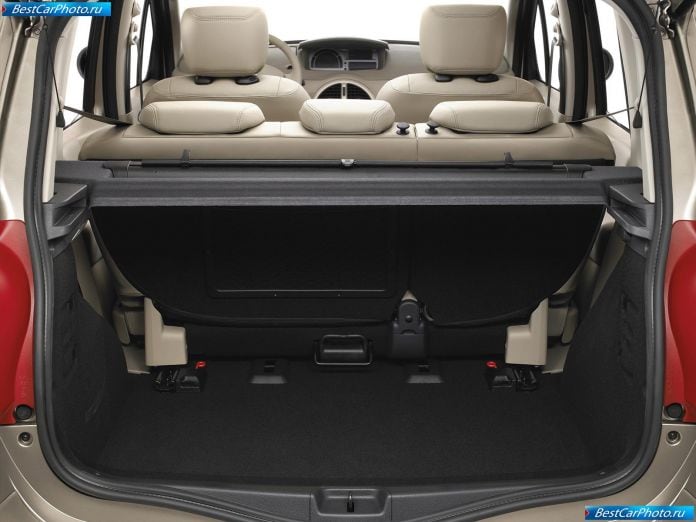 2008 Renault Grand Modus - фотография 10 из 11