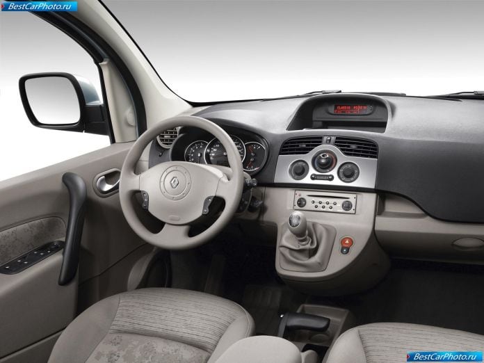 2008 Renault Kangoo - фотография 27 из 35 2008 Renault Kangoo - фотография 27 из 35