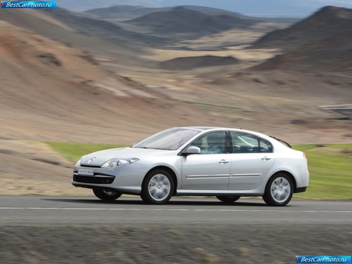 2008 Renault Laguna - фотография 9 из 59