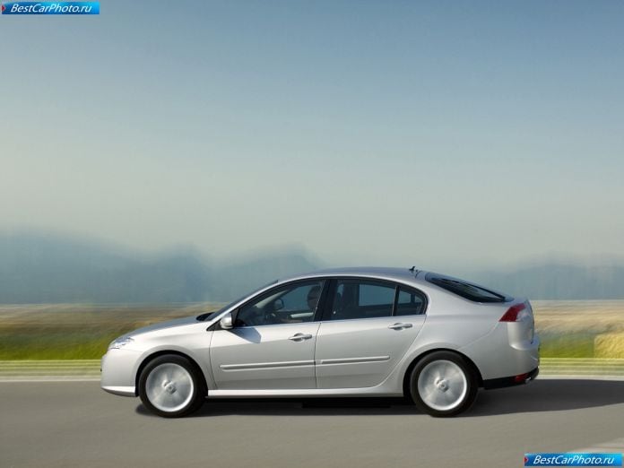 2008 Renault Laguna - фотография 17 из 59 2008 Renault Laguna - фотография 17 из 59