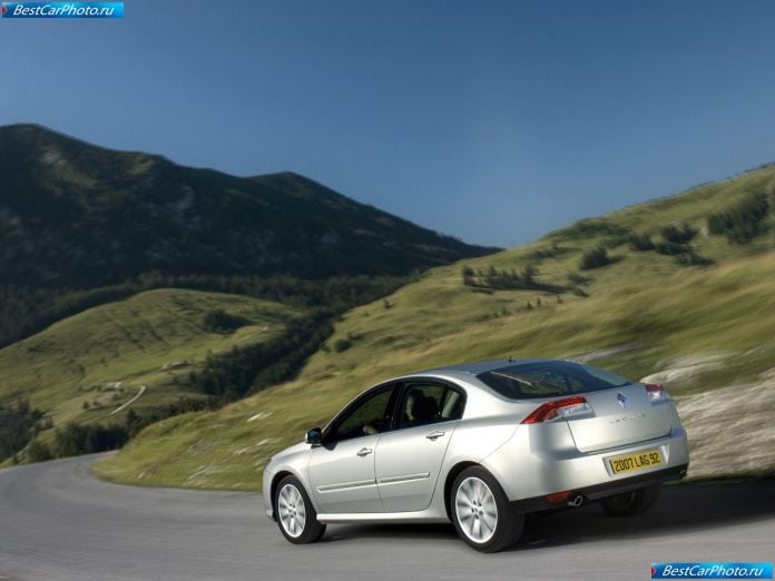 2008 Renault Laguna - фотография 22 из 59 2008 Renault Laguna - фотография 22 из 59