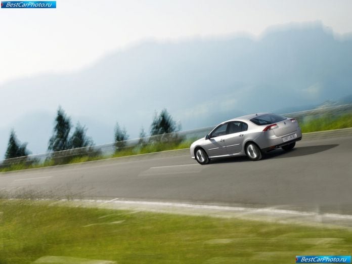 2008 Renault Laguna - фотография 34 из 59