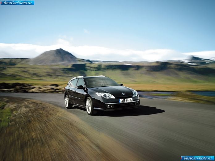 2008 Renault Laguna Estate - фотография 1 из 19