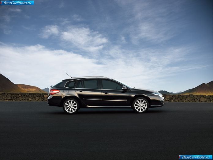 2008 Renault Laguna Estate - фотография 5 из 19