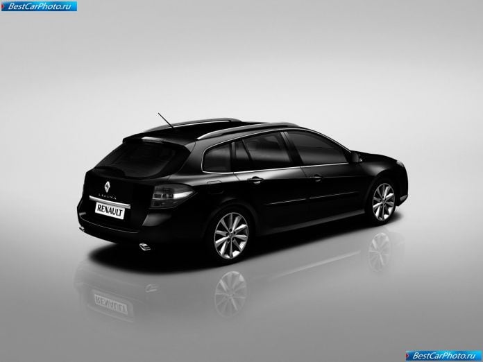2008 Renault Laguna Estate - фотография 15 из 19