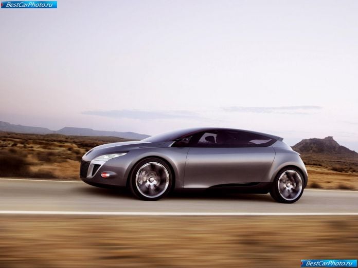 2008 Renault Megane Coupe Concept - фотография 5 из 30