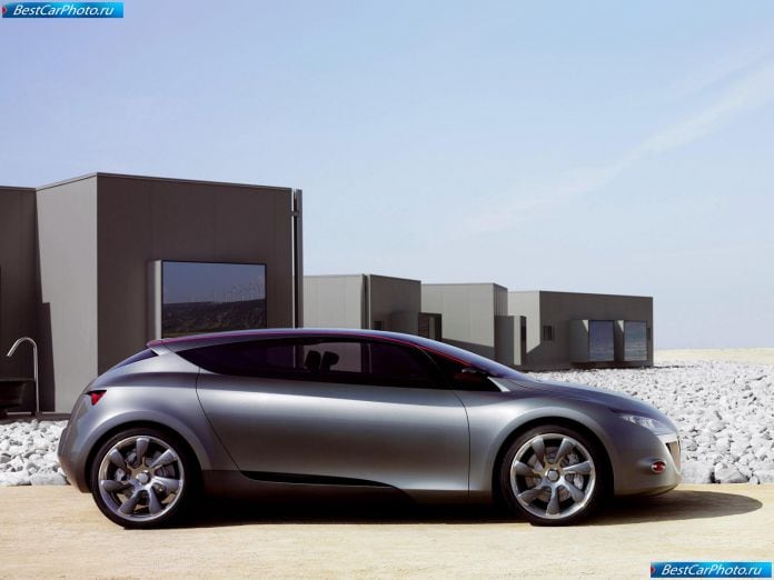 2008 Renault Megane Coupe Concept - фотография 6 из 30