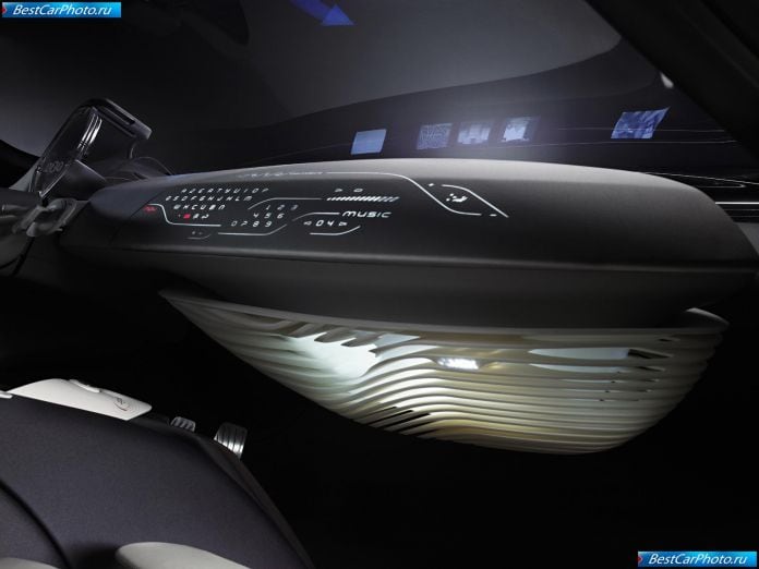 2008 Renault Ondelios Concept - фотография 18 из 27 2008 Renault Ondelios Concept - фотография 18 из 27