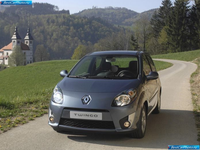 2008 Renault Twingo - фотография 13 из 79 2008 Renault Twingo - фотография 13 из 79