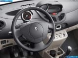 renault_2008-twingo_1600x1200_038.jpg