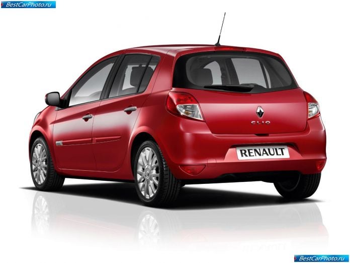 2009 Renault Clio - фотография 13 из 21 2009 Renault Clio - фотография 13 из 21