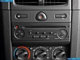 renault_2009-clio_campus_1600x1200_016.jpg