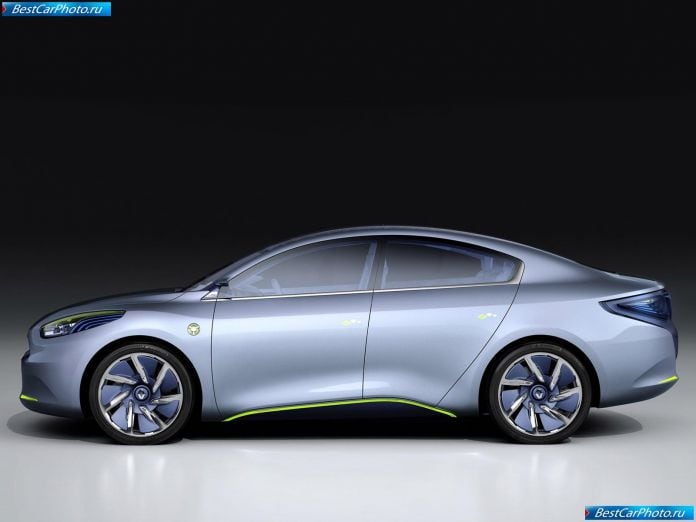2009 Renault Fluence Ze Concept - фотография 4 из 11 2009 Renault Fluence Ze Concept - фотография 4 из 11