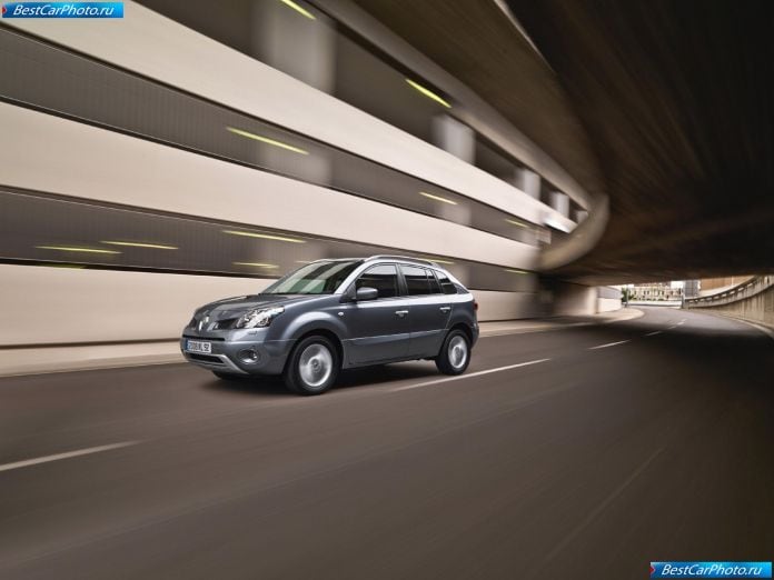 2009 Renault Koleos - фотография 5 из 49 2009 Renault Koleos - фотография 5 из 49
