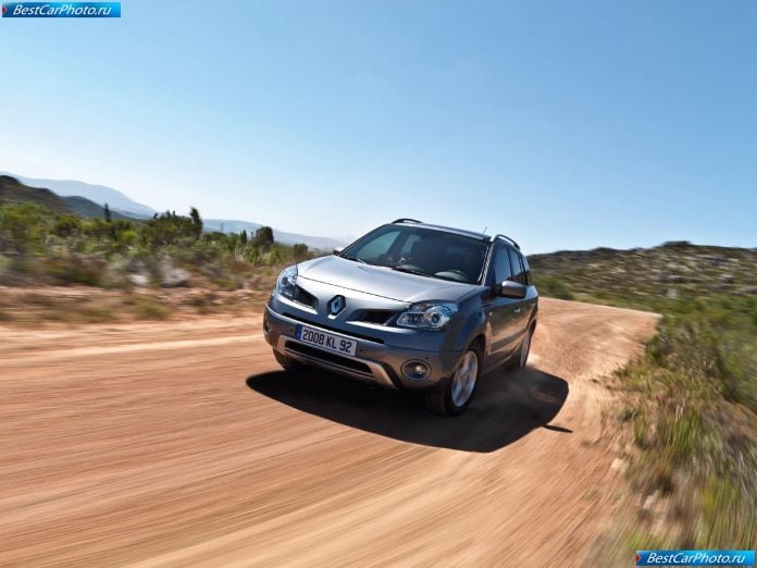 2009 Renault Koleos - фотография 8 из 49 2009 Renault Koleos - фотография 8 из 49