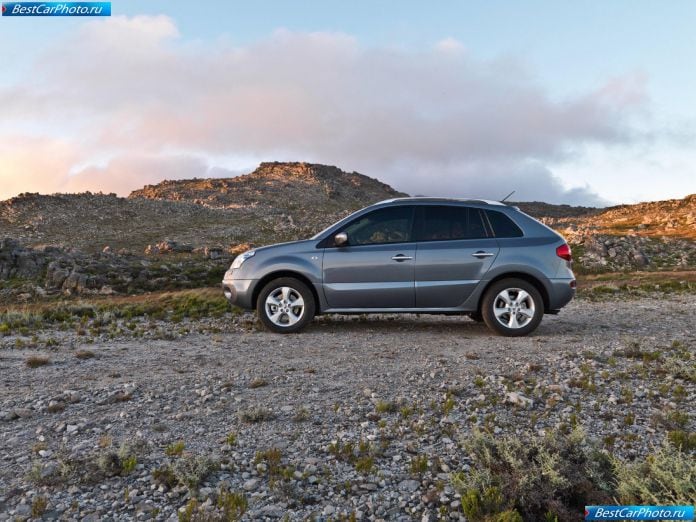 2009 Renault Koleos - фотография 10 из 49 2009 Renault Koleos - фотография 10 из 49