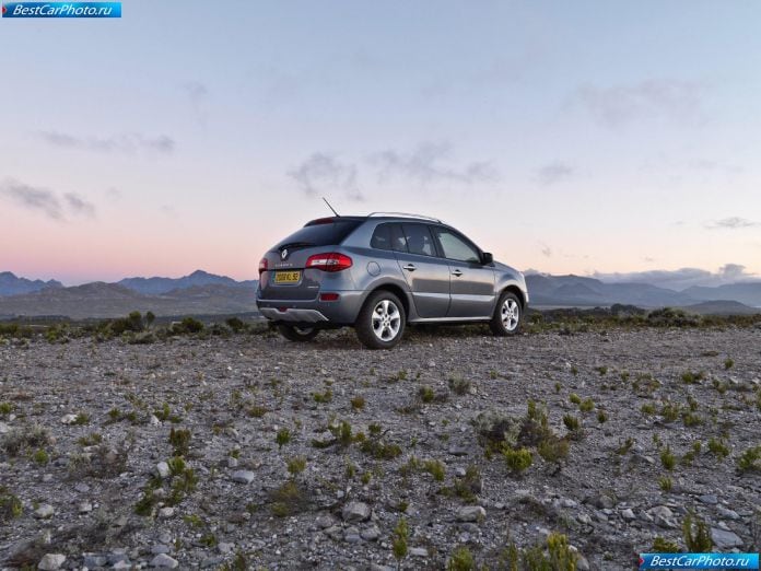 2009 Renault Koleos - фотография 15 из 49 2009 Renault Koleos - фотография 15 из 49