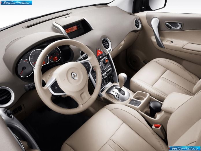 2009 Renault Koleos - фотография 33 из 49 2009 Renault Koleos - фотография 33 из 49