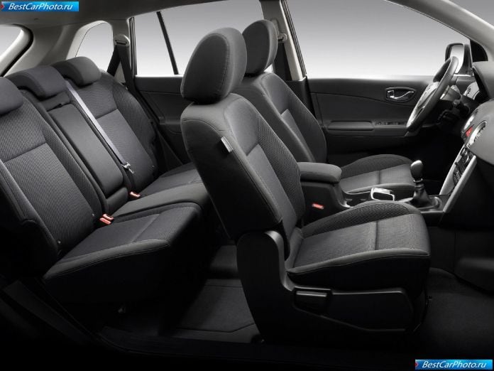 2009 Renault Koleos - фотография 36 из 49 2009 Renault Koleos - фотография 36 из 49