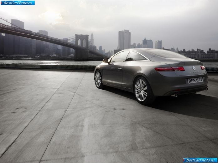 2009 Renault Laguna Coupe - фотография 18 из 84 2009 Renault Laguna Coupe - фотография 18 из 84
