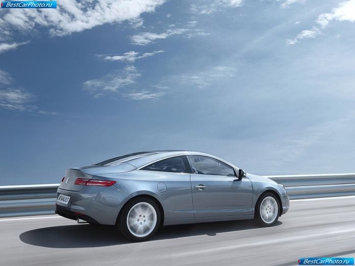2009 Renault Laguna Coupe - фотография 21 из 84