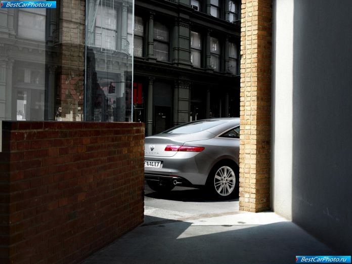 2009 Renault Laguna Coupe - фотография 42 из 84