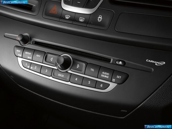 2009 Renault Laguna Coupe - фотография 51 из 84