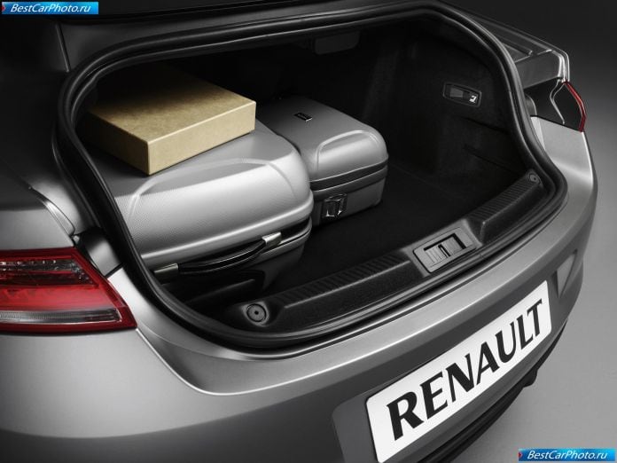 2009 Renault Laguna Coupe - фотография 59 из 84