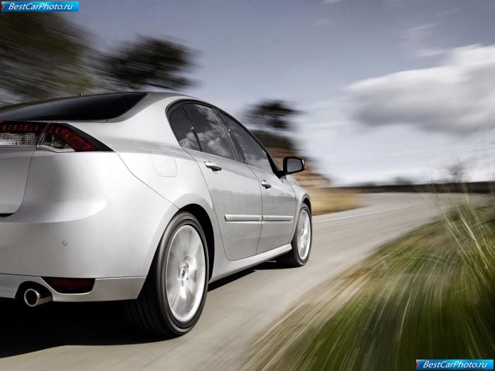 2009 Renault Laguna Gt - фотография 5 из 11 2009 Renault Laguna Gt - фотография 5 из 11